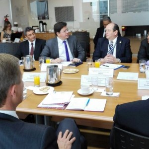 Grupo de Donantes G13