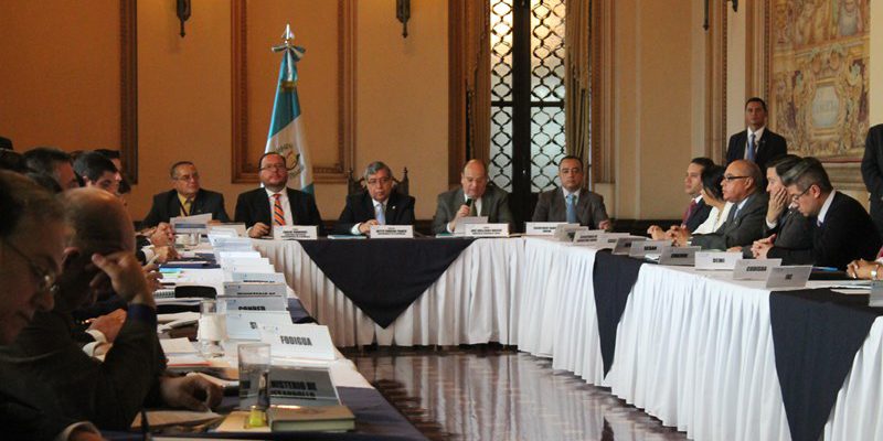 1 gabinete