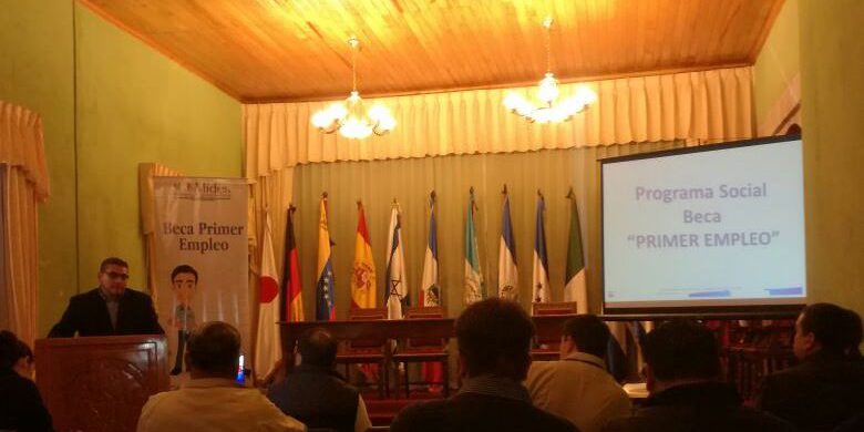 Beca empleo