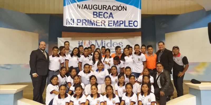 Beca empleo