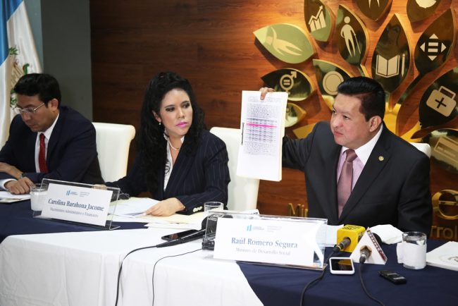 Conferencia de Prensa (4)