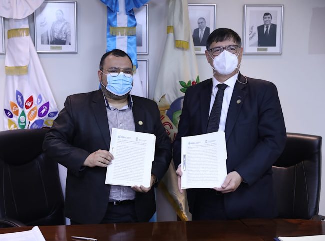 Firma-de-convenio-IGSS-MIDES-2022-2