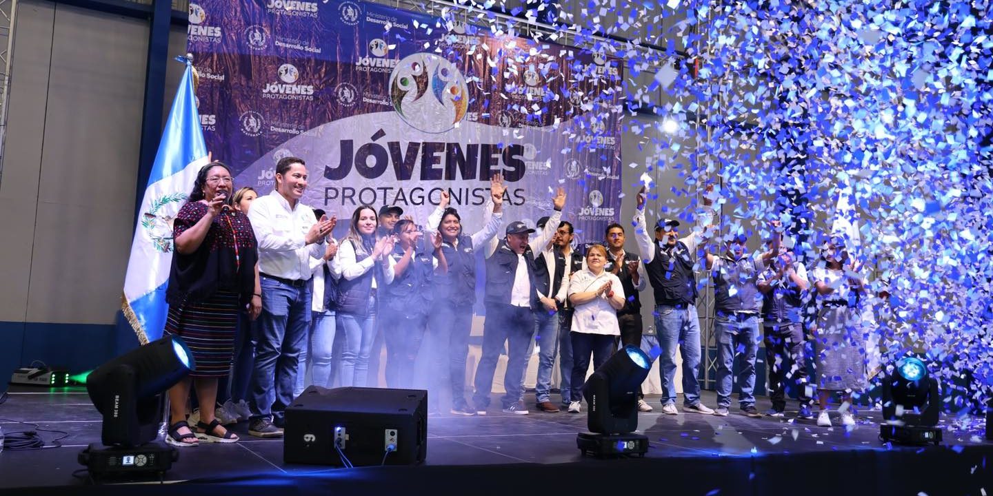 JOVENES